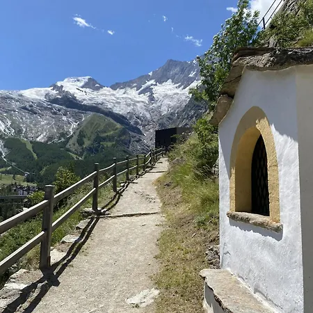 Lomatte 1758 * Saas Fee